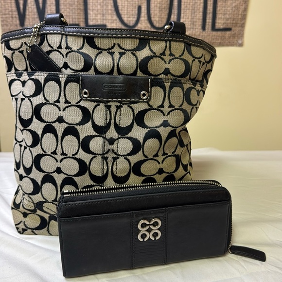 Coach Black and Tan Signature Tote with Leather Handles and leather Coach wallet - Picture 1 of 17